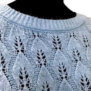 SO Good Blue Cropped Sweater‎ Long Sleeve Crochet Knit Soft SZ XL